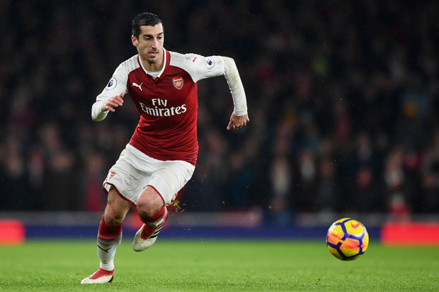 Arsenal's Henrikh Mkhitaryan out for six weeks due to foot injury